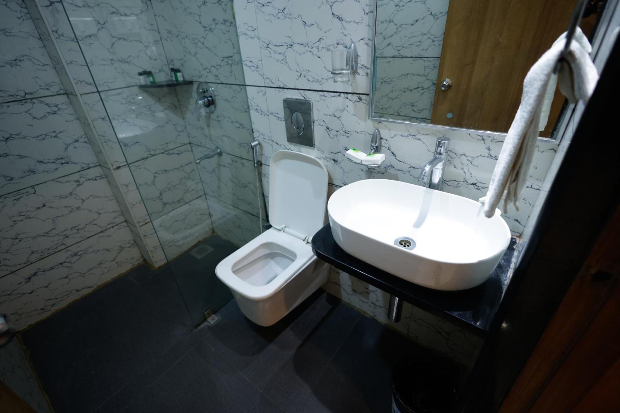 M Square Hotel حيدر أباد المظهر الخارجي الصورة