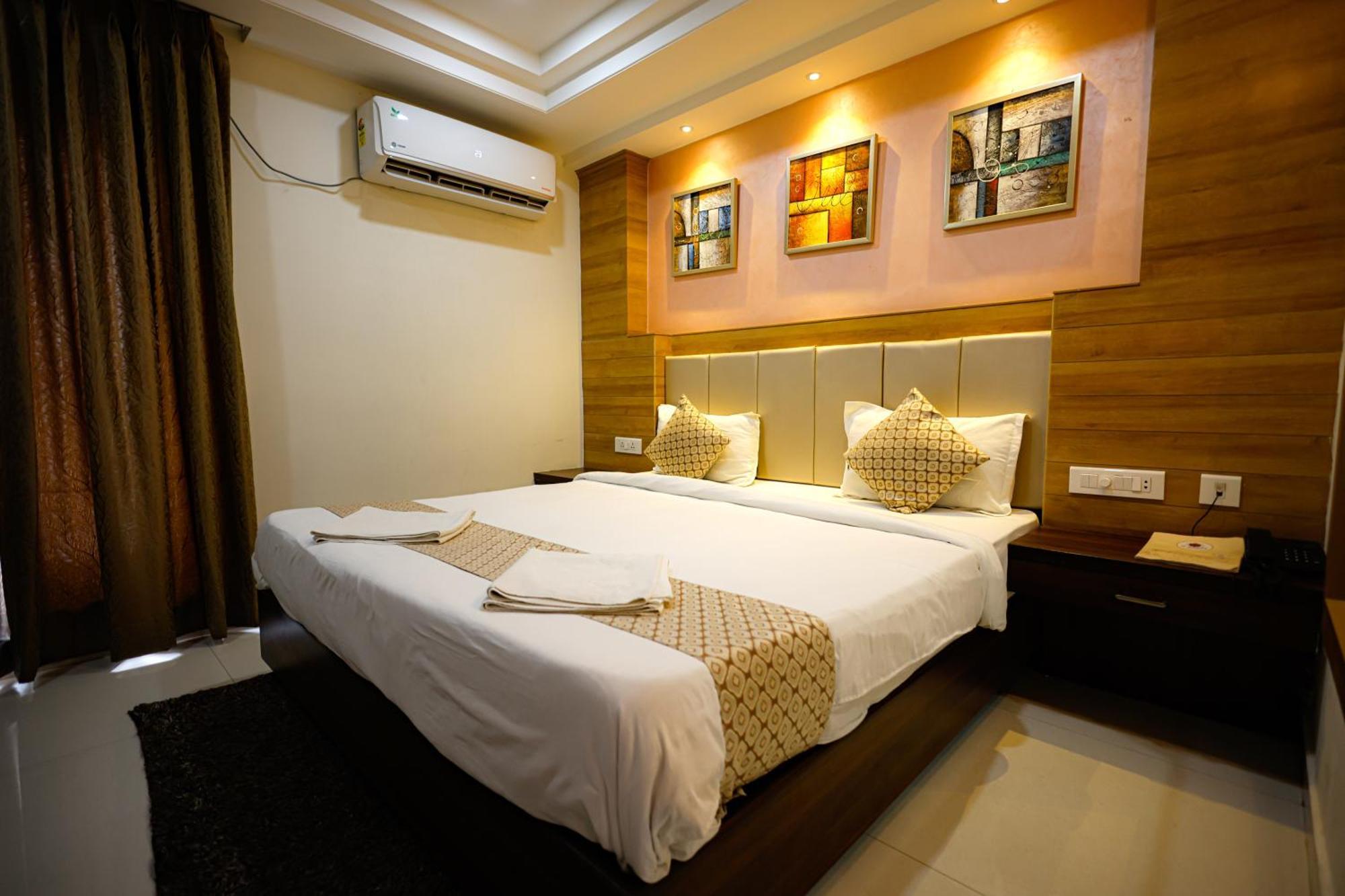 M Square Hotel حيدر أباد المظهر الخارجي الصورة