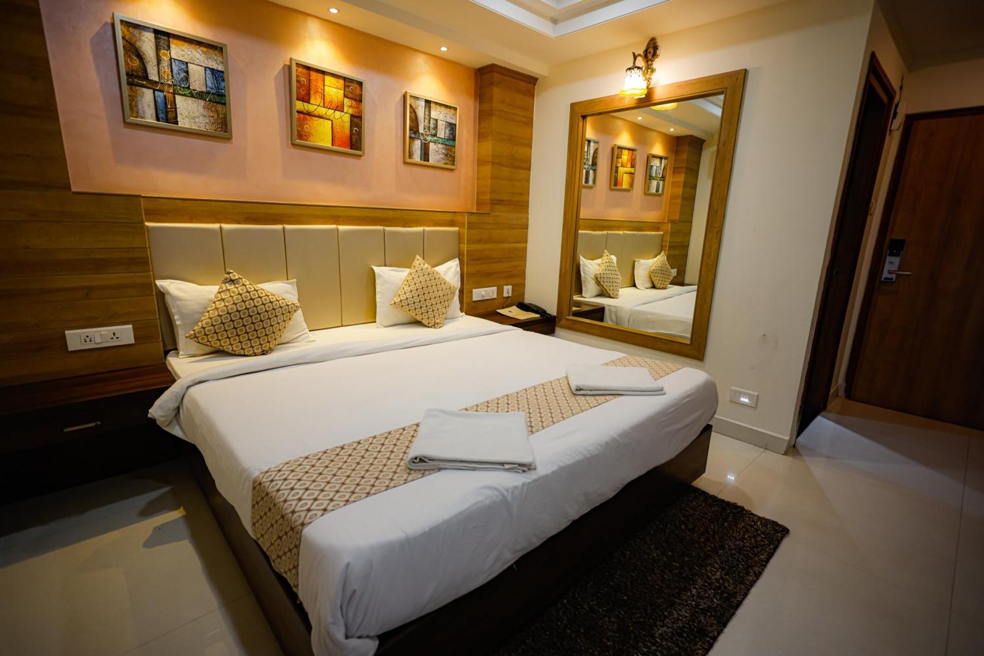 M Square Hotel حيدر أباد المظهر الخارجي الصورة