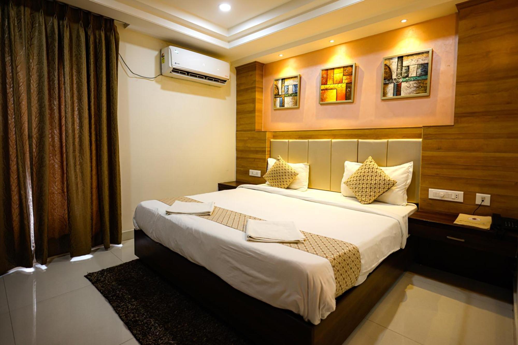 M Square Hotel حيدر أباد المظهر الخارجي الصورة