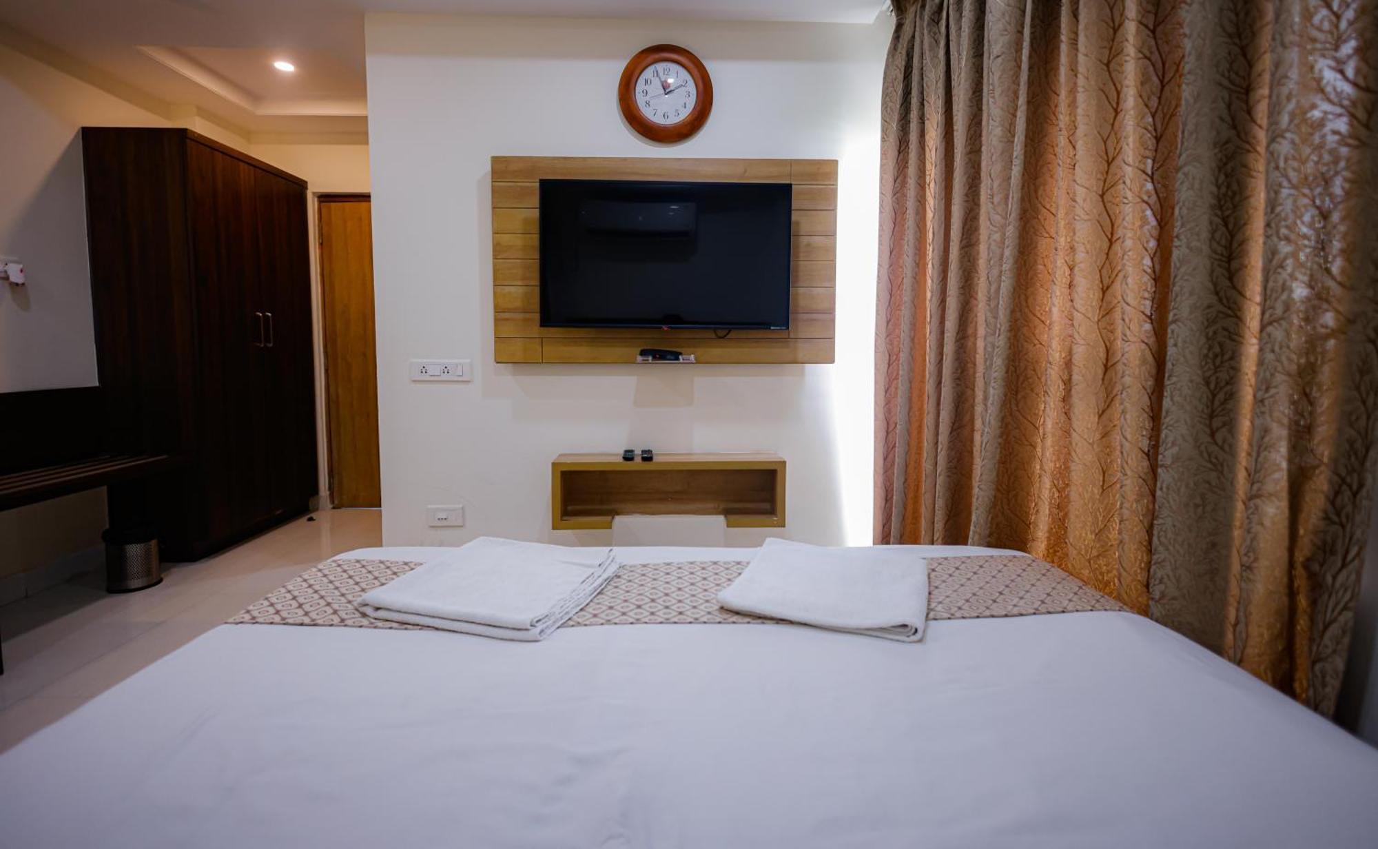 M Square Hotel حيدر أباد المظهر الخارجي الصورة