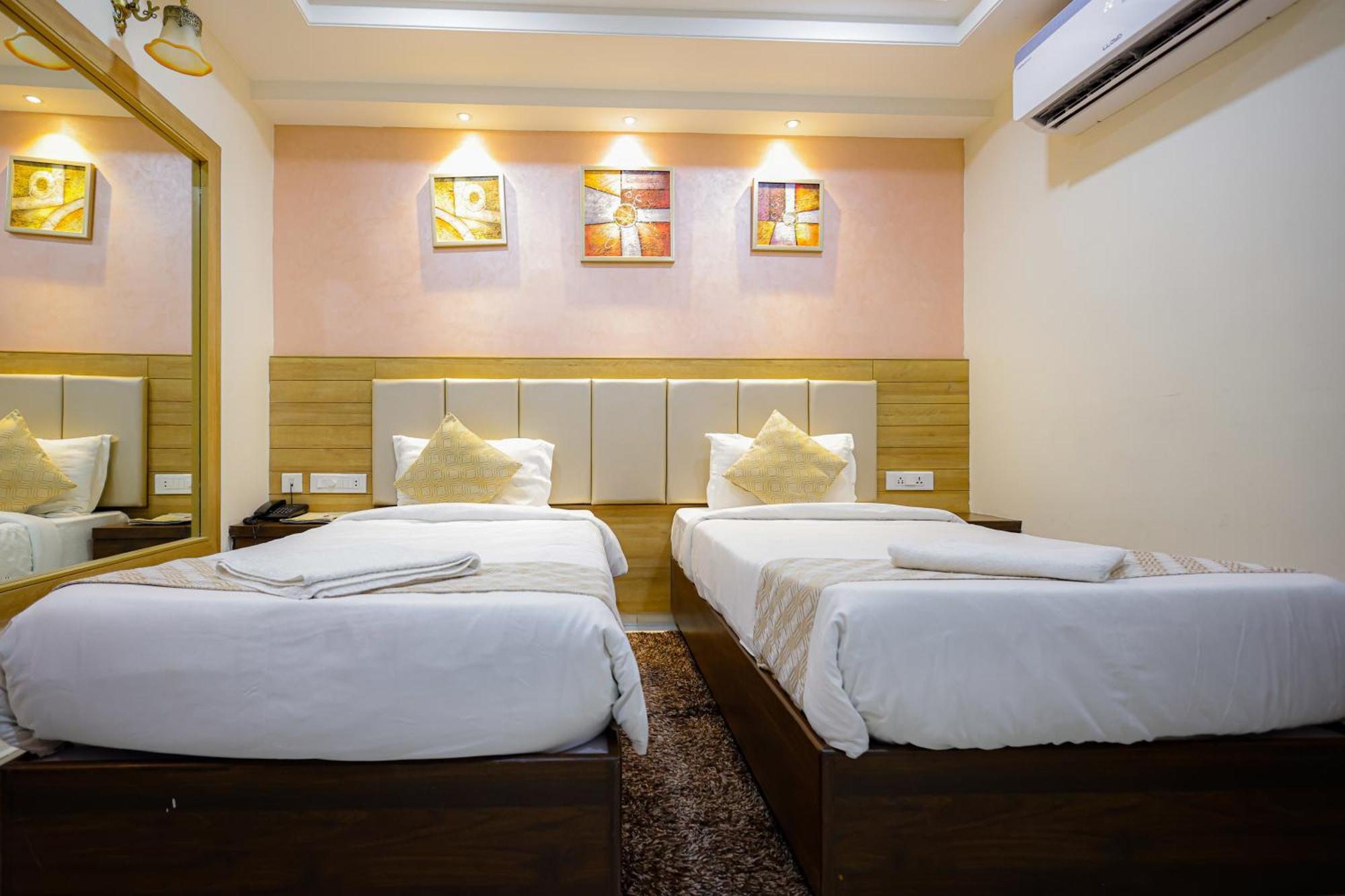 M Square Hotel حيدر أباد المظهر الخارجي الصورة