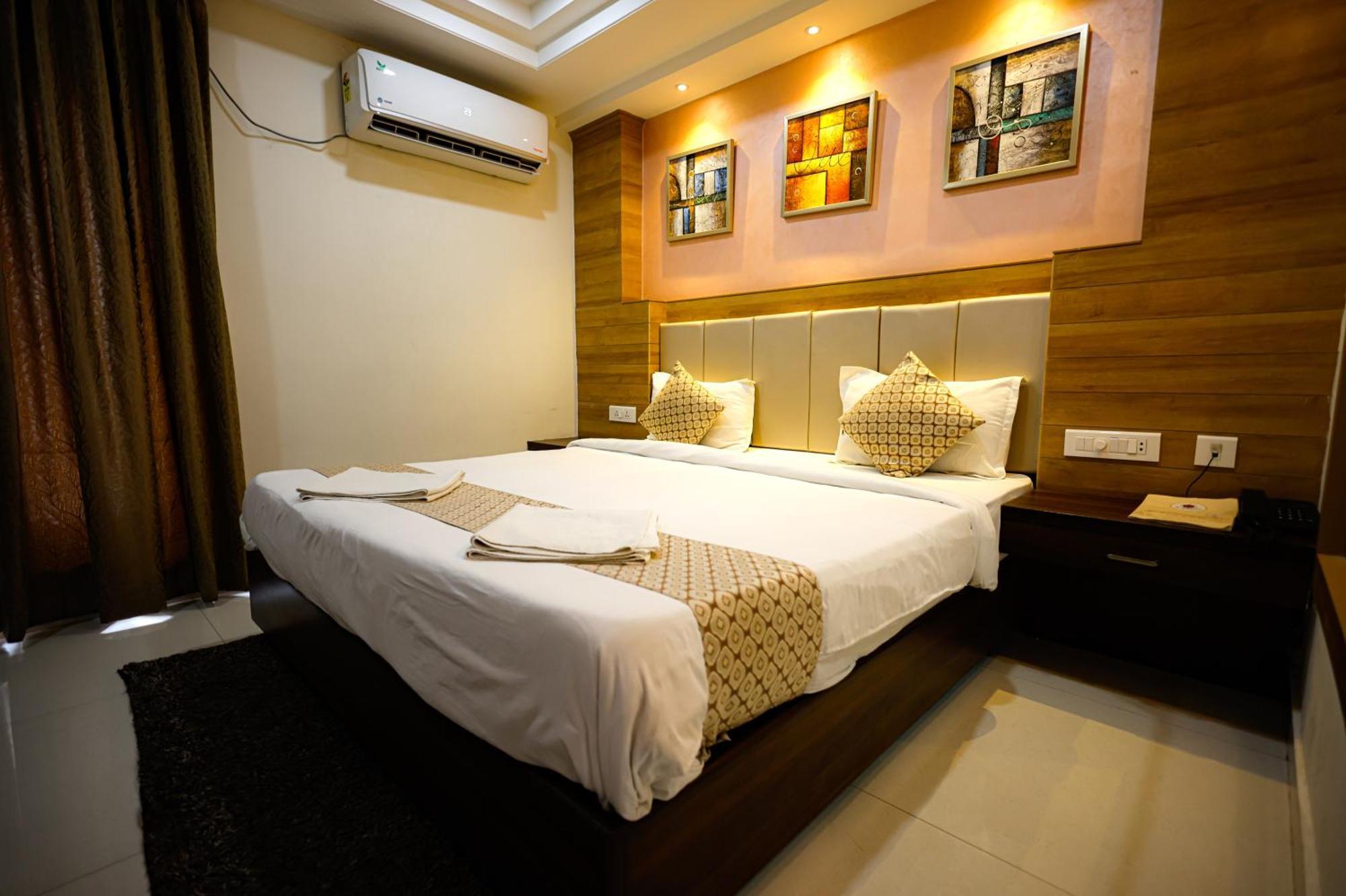 M Square Hotel حيدر أباد المظهر الخارجي الصورة